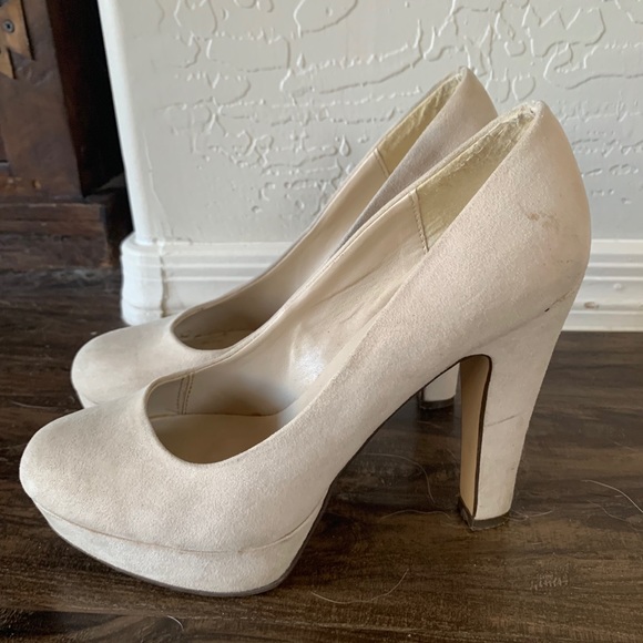 Heels!!! - Picture 4 of 4